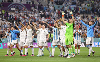 世界杯：阿根廷3:0胜克罗地亚 率先闯入决赛