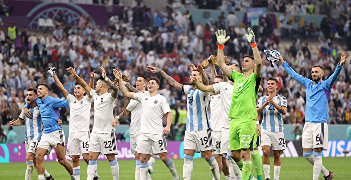 世界杯：阿根廷3:0胜克罗地亚 率先闯入决赛