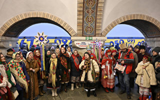 组图：俄乌战争期间 乌克兰民众过圣诞节