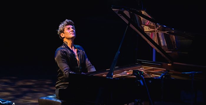 钢琴演奏家迈可森‧姆尔维察 明年4月访台演出