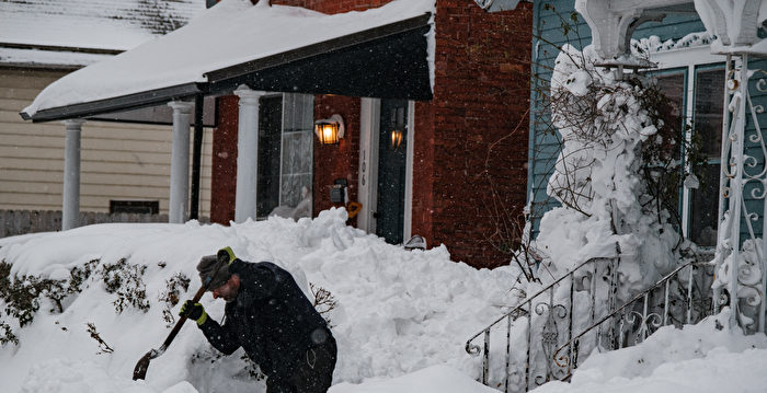 多地遭遇暴风雪袭击 美国至少有65人死亡