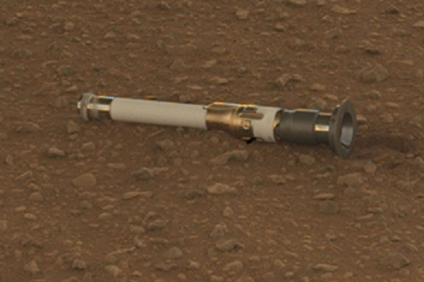 毅力号在火星上采样 样本管被指似星战光剑