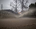 應對暴風雨   灣區為市民提供沙袋
