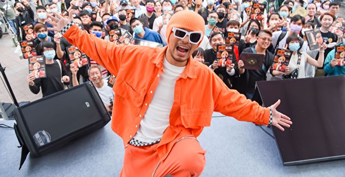 误将黄明志反共歌当新年歌 陆网民账号遭封禁