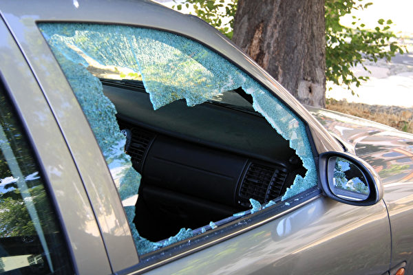 旧金山社区一夜之间 17辆汽车玻璃被打破