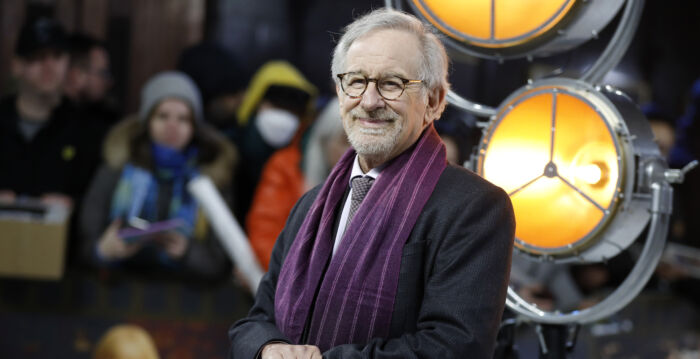 在以自己名字命名的新剧院 史匹柏放映新作花絮