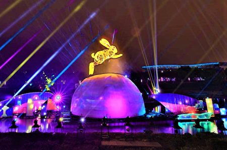 2023中台灣元宵燈會主燈為10公尺高的「幸福台中Happy兔」，開幕當晚6時58分正式點燈，主燈秀利用場域環境巧妙結合自然地景。