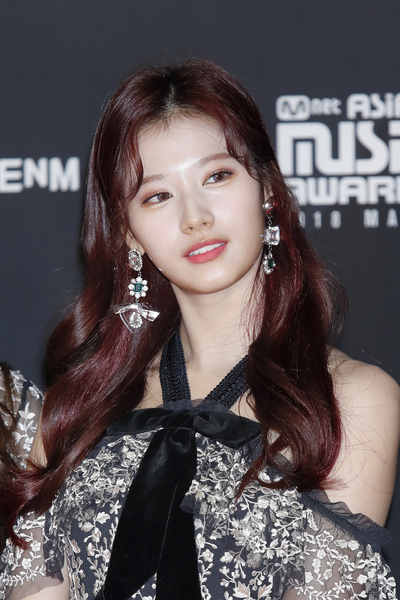 Sana of TWICE attends the 2018 MAMA