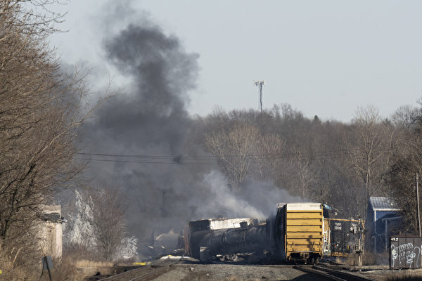 俄亥俄州火車脫軌 居民對鐵路公司提集體訴訟