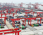 外貿訂單銳減 中國各大港口空箱堆積如山