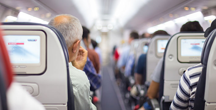 乘客在飞机上常犯哪些错误？ 空姐这么说