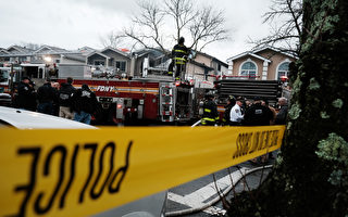 纽约史坦顿岛房屋大火坍塌 22消防员受伤 3人危急