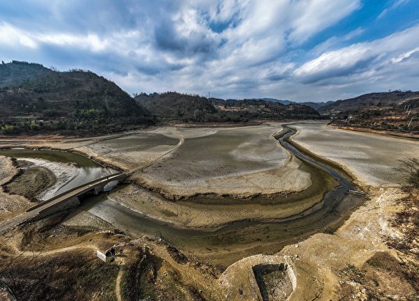 2023年2月9日，贵州省毕节市七星关河流现状。（CFOTO/Future Publishing via Getty Images △）