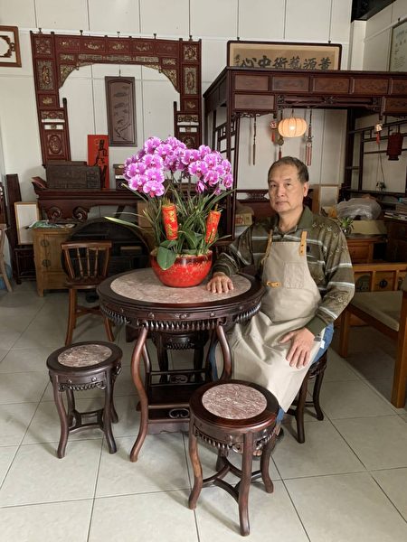 荣获文化部102年传统匠师的张春能。