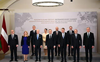 组图：拜登在波兰会晤东欧九国领袖