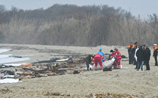 意大利南部非法移民木船撞毁 59人遇难