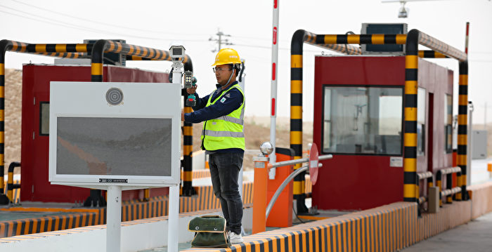 新疆吐鲁番发生车祸 造成7死7伤
