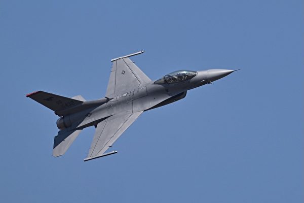 F-16战机令人羡慕 乌克兰：远超苏联战机