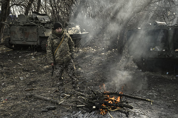 组图：乌克兰顿巴斯地区陷入艰难战役
