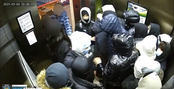 蒙面少年打砸中餐馆 纽约警方公布一嫌犯照片