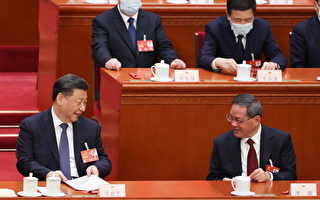 中共公布中央官員名單 微博民聲被消音