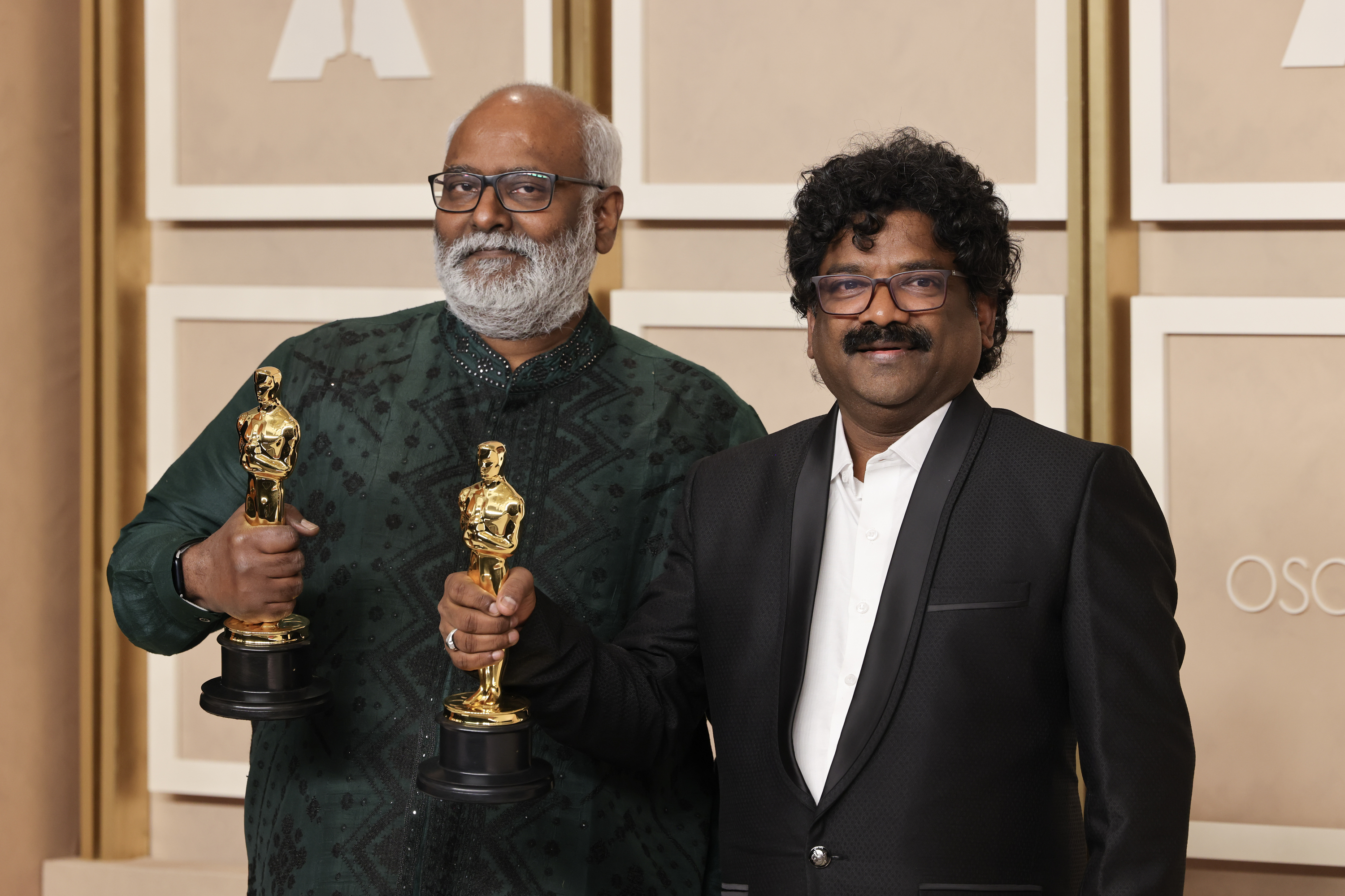 奥斯卡颁原创歌曲奖现口误引印度歌迷不悦| 大紀元