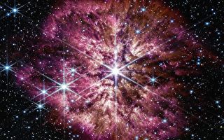 韋伯望遠鏡拍到瀕死恆星演化成超新星瞬間