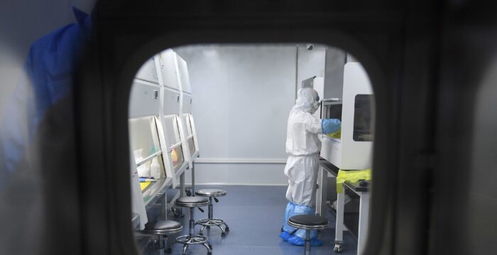 曾接种三针疫苗 大陆歌手宋雨琦确诊染疫