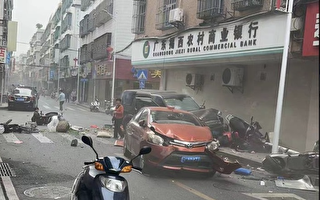 廣州寶馬撞人無下文 揭陽市路虎車衝撞人群
