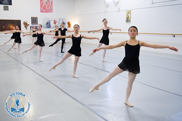 多倫多芭蕾舞學校，芭蕾舞訓練，芭蕾舞