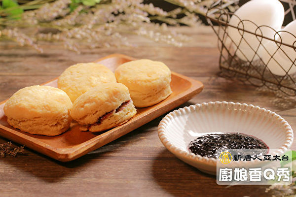 【廚娘香Q秀】快速小麵包和馬鈴薯甜甜圈