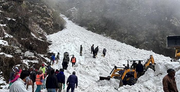 中印边境锡金邦发生雪崩 至少七死