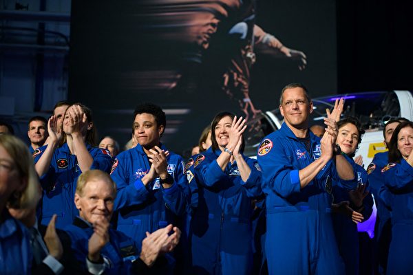 NASA宣佈2024年環月飛行任務機組人員
