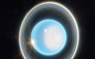 韦伯望远镜惊艳新照：耀眼光环环绕的天王星
