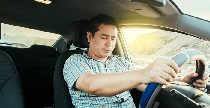 睡不到5小时别开车？ 研究：如酒驾般危险