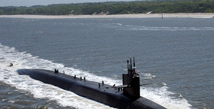 四十年首次 美军核弹道导弹潜艇停靠韩港口