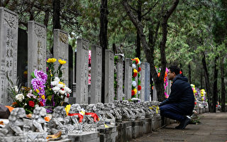 中國墓位供不應求 墓地單價超房價