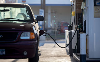 汽油價格飆升至高點 司機或將支付780億汽油稅