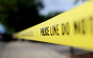 沃尔玛劫匪开车冲撞学生群 15岁男孩死亡
