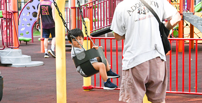 香港生育率全球最低 每位女性生0.8个孩子