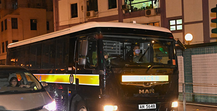 毁坏香港法轮功真相点 亲共暴徒被定罪