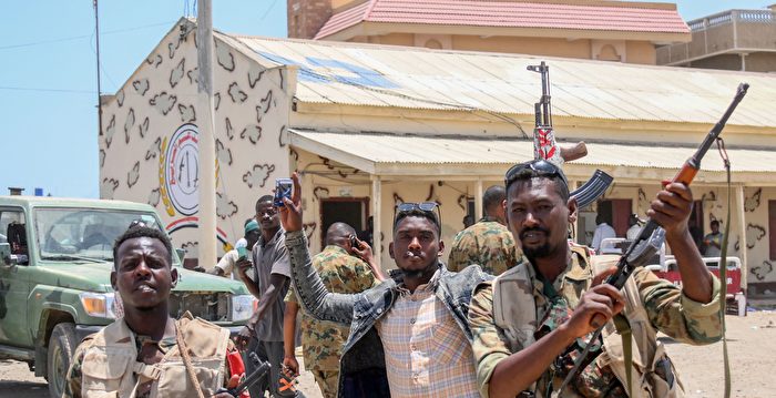 苏丹战事愈演愈烈 外国公民开始撤离