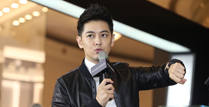 林志颖复工签名现停顿 粉丝担心其右手没全好