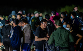 中國人偷渡美國數量激增 德州邊界逮捕30人