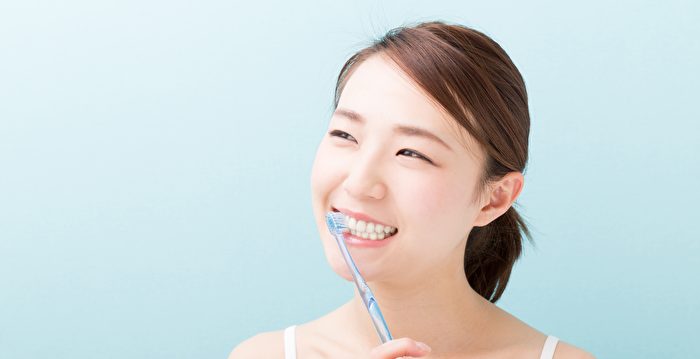 每天刷牙还得蛀牙、牙周病？用对牙刷牙线是关键
