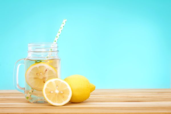 柠檬水能减肥抗癌？网传误区一文看懂