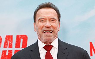 阿诺•史瓦辛格（Arnold Schwarzenegger，陆译：阿诺德•施瓦辛格）