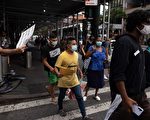顶不住七万无证客涌入 纽约市长要求暂停庇护权法
