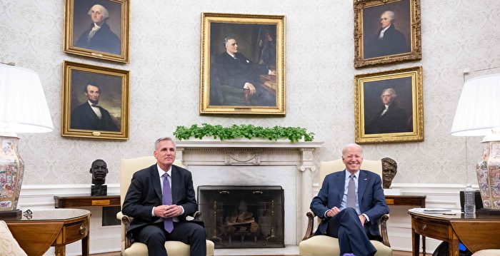 美两党债务谈判周三再启 白宫：富有成效