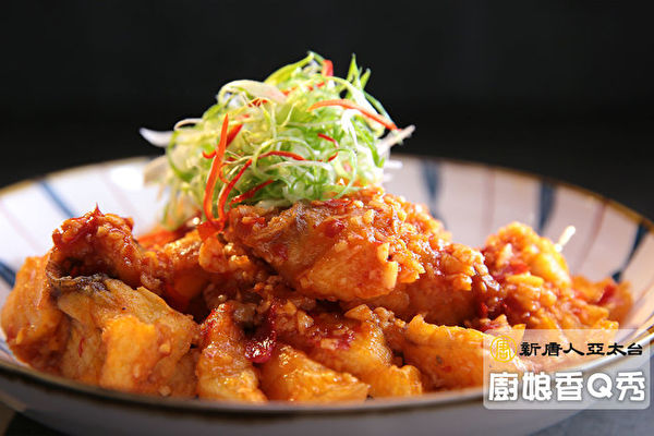 【廚娘香Q秀】酒釀乾燒鮮魚球和祕制貴妃子排